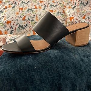 Madewell Kiera 2 inch heel block sandal with black leather/wood heel/ plush sole